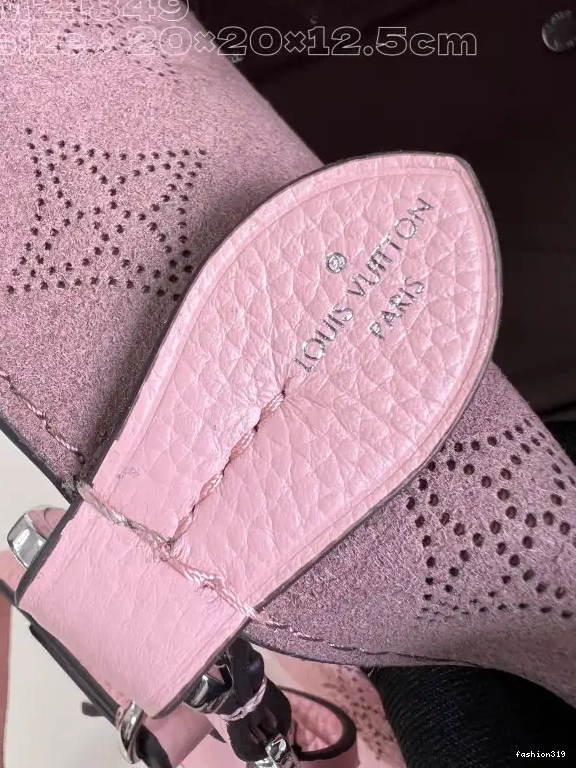 BLOSSOM VUITTON LOUIS PM 0406